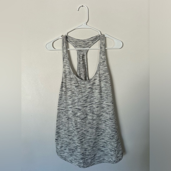 Lululemon Essential Tank Top - Picture 2 of 7